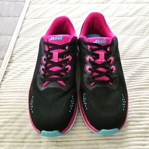 Avia Black and Pink Athletic Shoes with Modern Design Size 9
